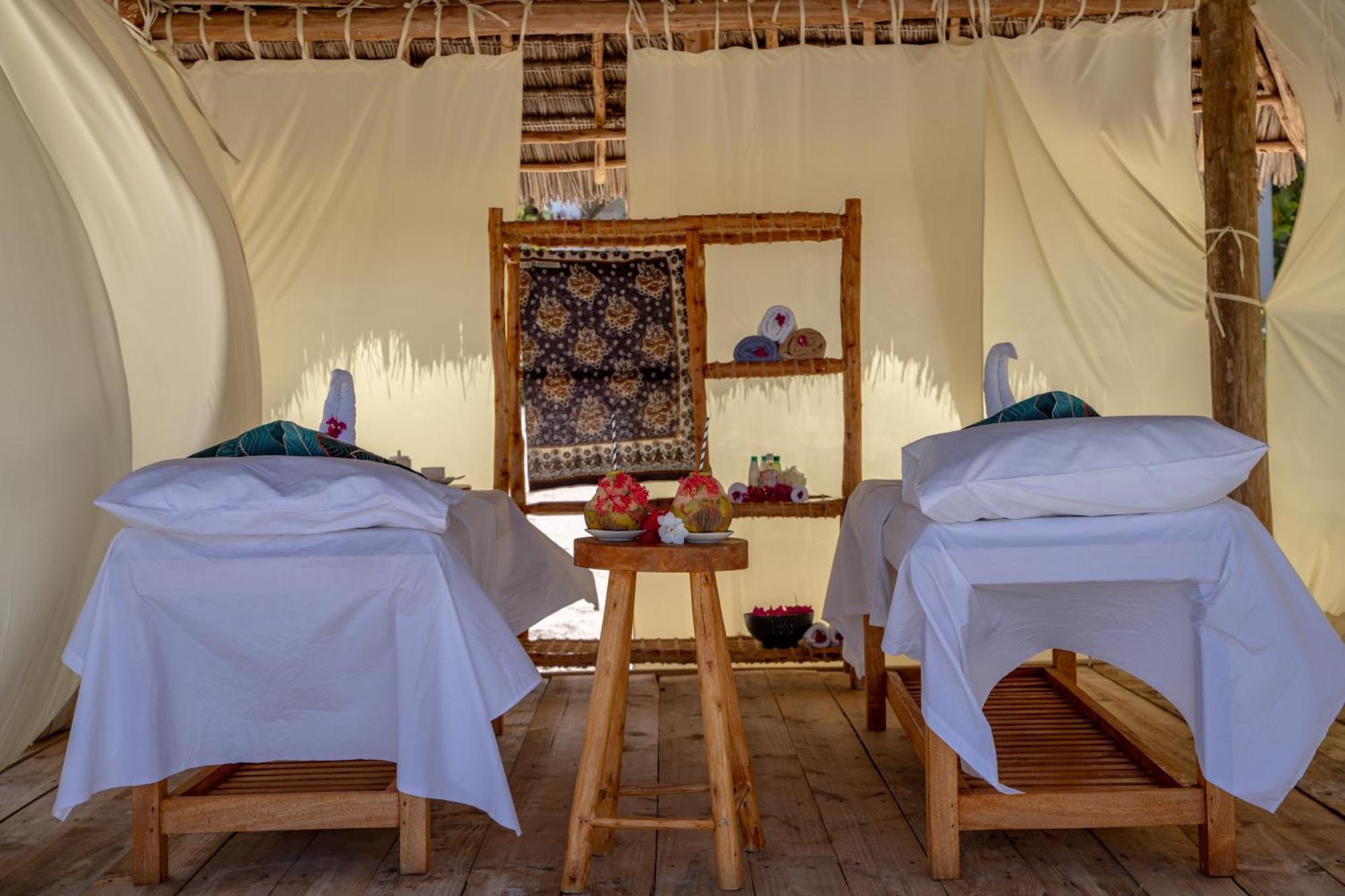 Natural Park Villa Resort Pingwe Room photo
